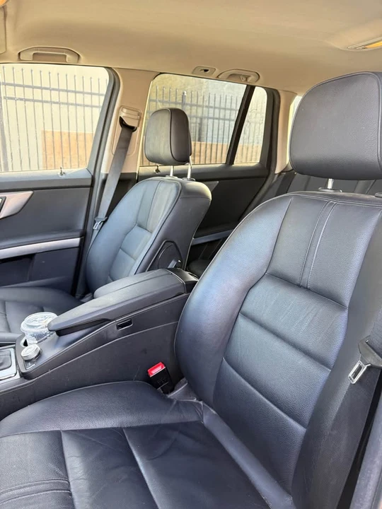 2010 Mercedes-Benz GLK-Class - Image 6 of 10