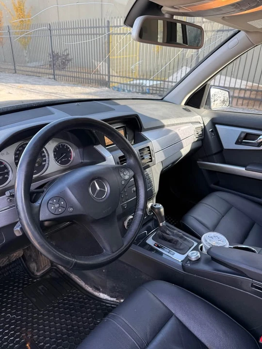2010 Mercedes-Benz GLK-Class - Image 7 of 10