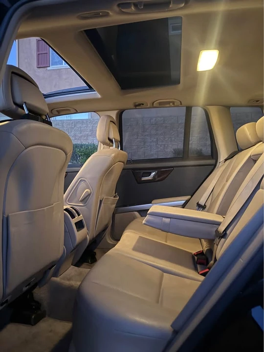 2010 Mercedes-Benz GLK-Class - Image 8 of 12