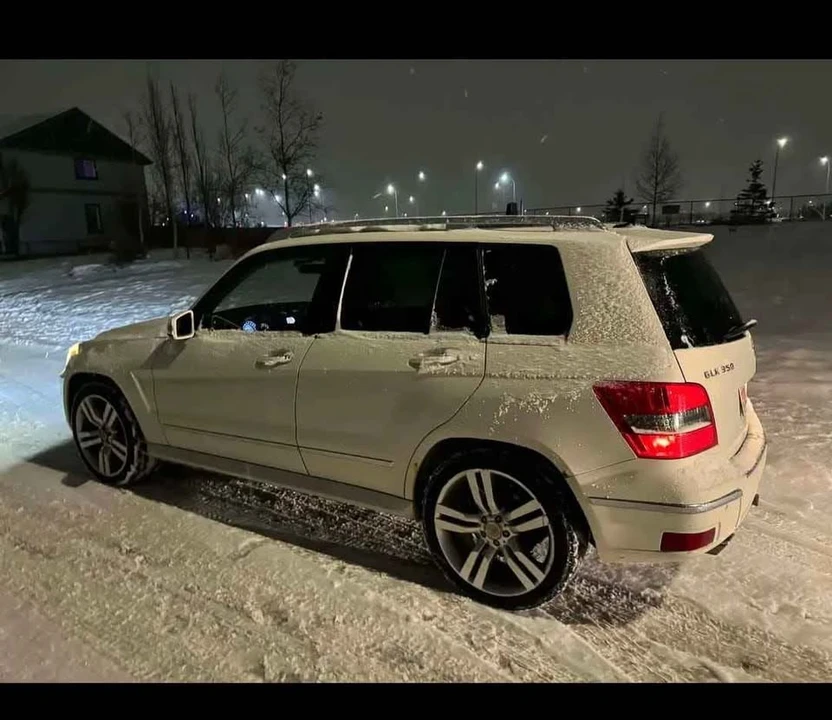 2010 Mercedes-Benz GLK-Class - Image 3 of 4