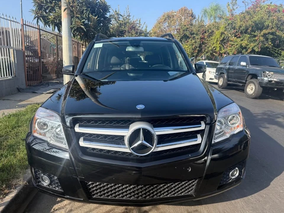 2010 Mercedes-Benz GLK-Class - Image 2 of 8