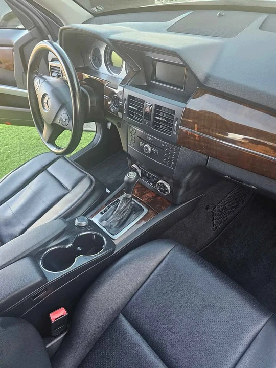 2010 Mercedes-Benz GLK-Class - Image 8 of 12