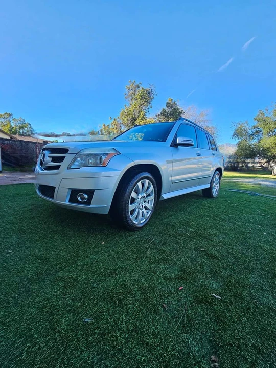 2010 Mercedes-Benz GLK-Class - Image 2 of 12