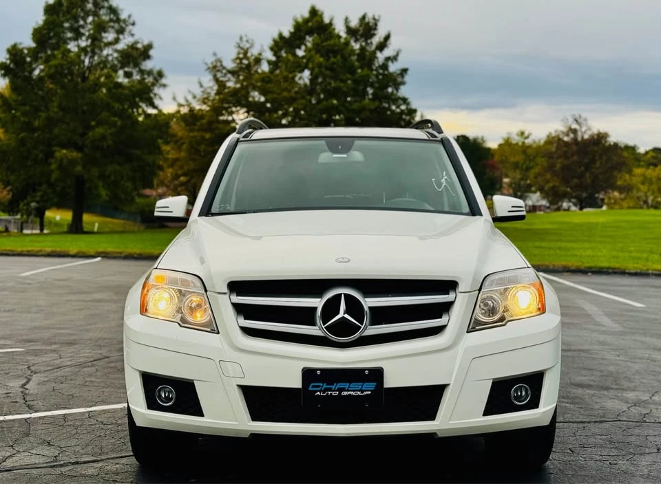 2010 Mercedes-Benz GLK-Class - Image 2 of 14