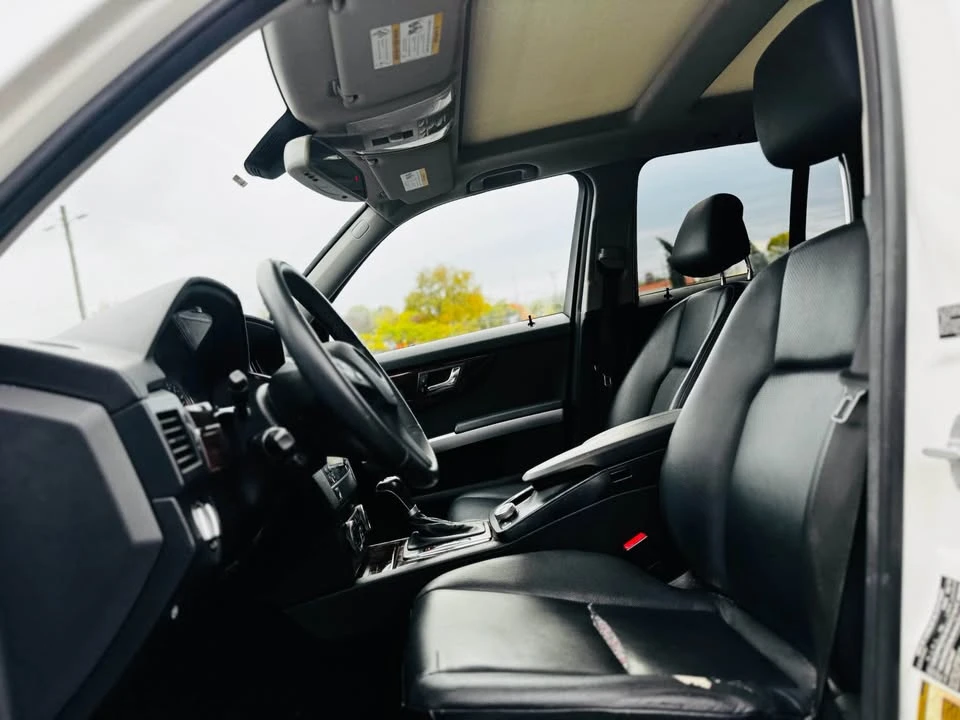 2010 Mercedes-Benz GLK-Class - Image 12 of 14