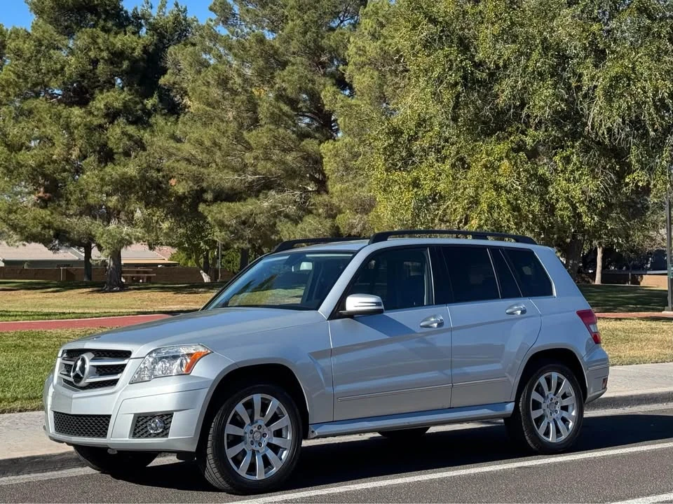 2010 Mercedes-Benz GLK-Class - Image 10 of 20