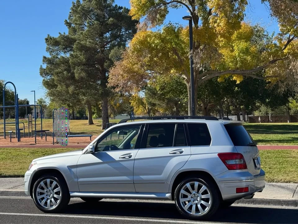 2010 Mercedes-Benz GLK-Class - Image 5 of 20