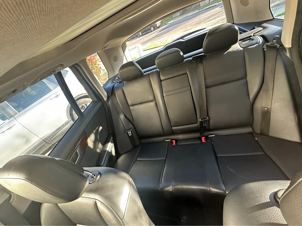 2010 Mercedes-Benz GLK-Class - Image 8 of 11