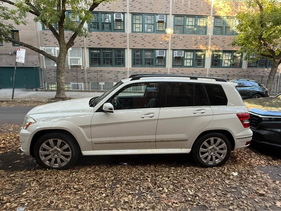 2010 Mercedes-Benz GLK-Class - Image 7 of 17