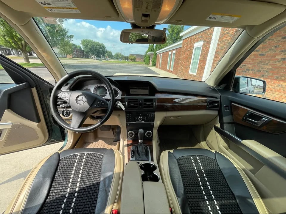 2010 Mercedes-Benz GLK-Class - Image 8 of 8