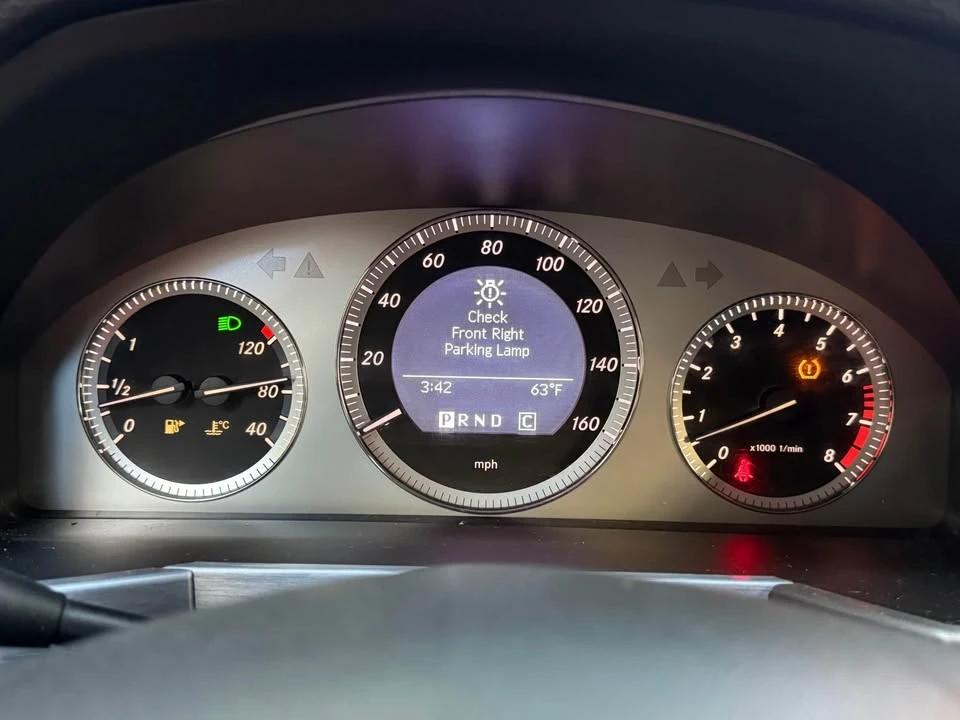 2010 Mercedes-Benz GLK-Class - Image 16 of 17