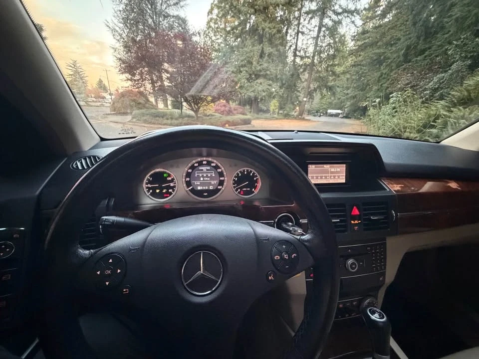 2010 Mercedes-Benz GLK-Class - Image 13 of 20
