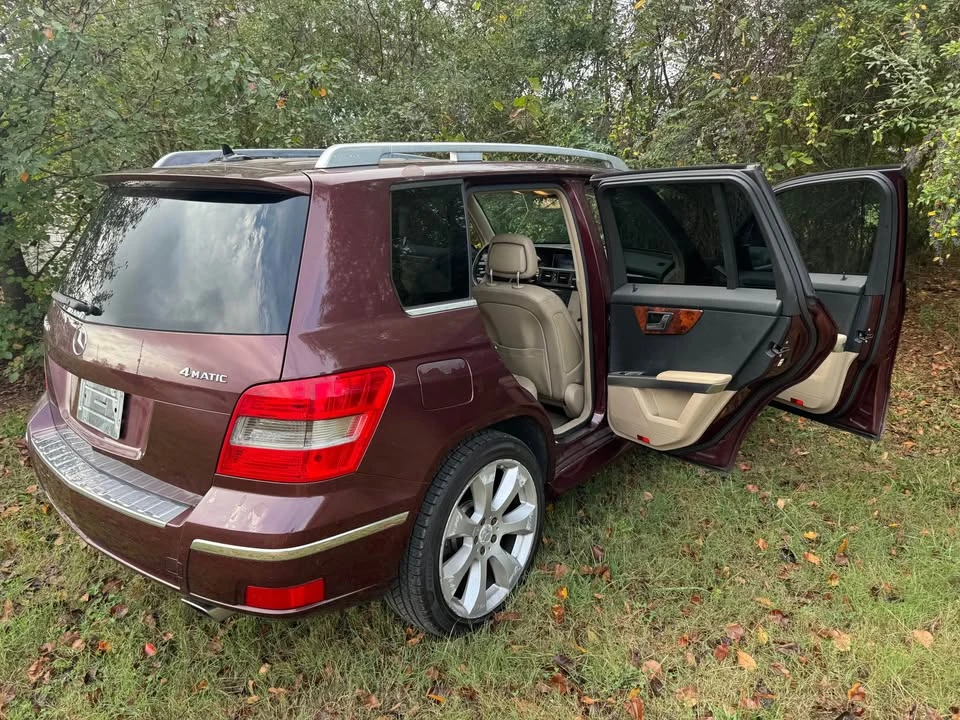 2010 Mercedes-Benz GLK-Class - Image 10 of 20