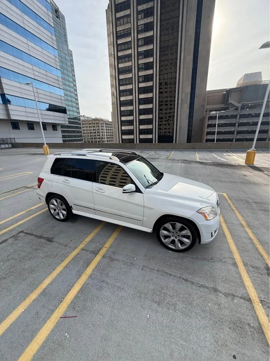 2010 Mercedes-Benz GLK-Class - Image 2 of 13