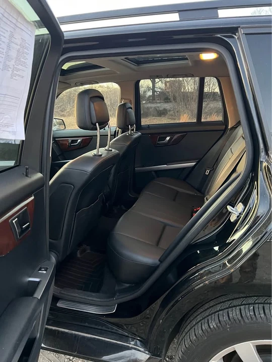 2010 Mercedes-Benz GLK-Class - Image 10 of 14