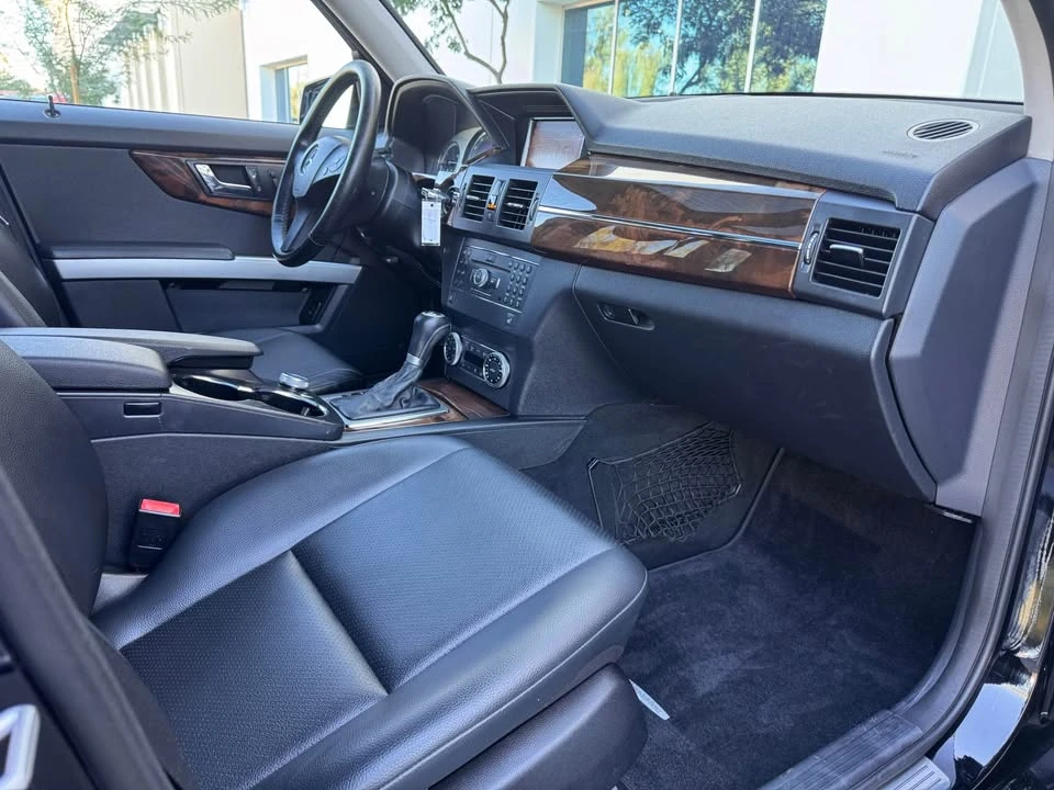 2010 Mercedes-Benz GLK-Class - Image 17 of 18