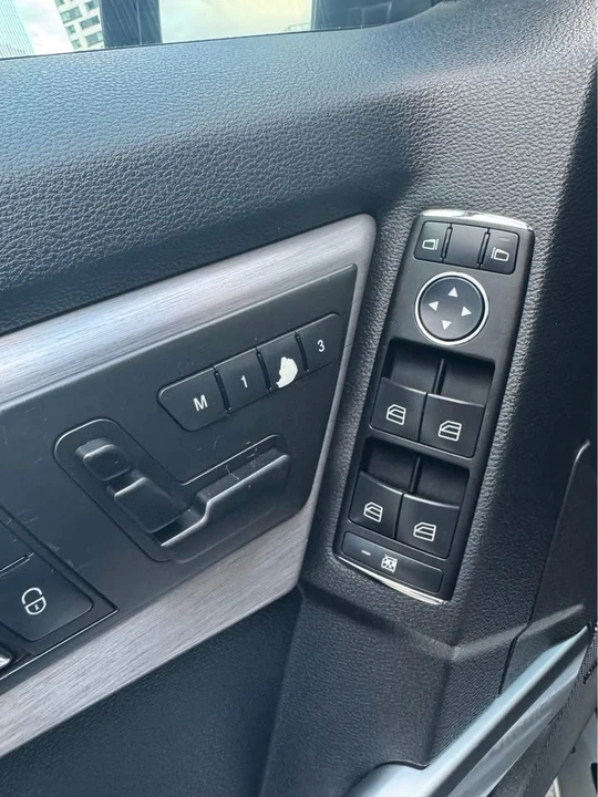 2010 Mercedes-Benz GLK-Class - Image 15 of 18