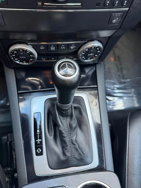 2010 Mercedes-Benz GLK-Class - Image 14 of 18