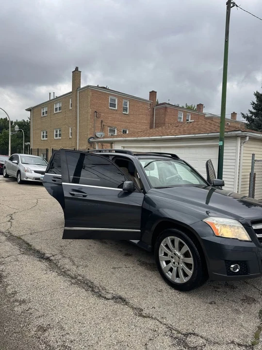 2010 Mercedes-Benz GLK-Class - Image 9 of 14