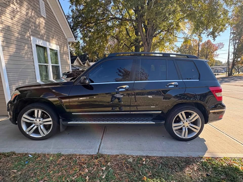 2010 Mercedes-Benz GLK-Class - Image 2 of 6