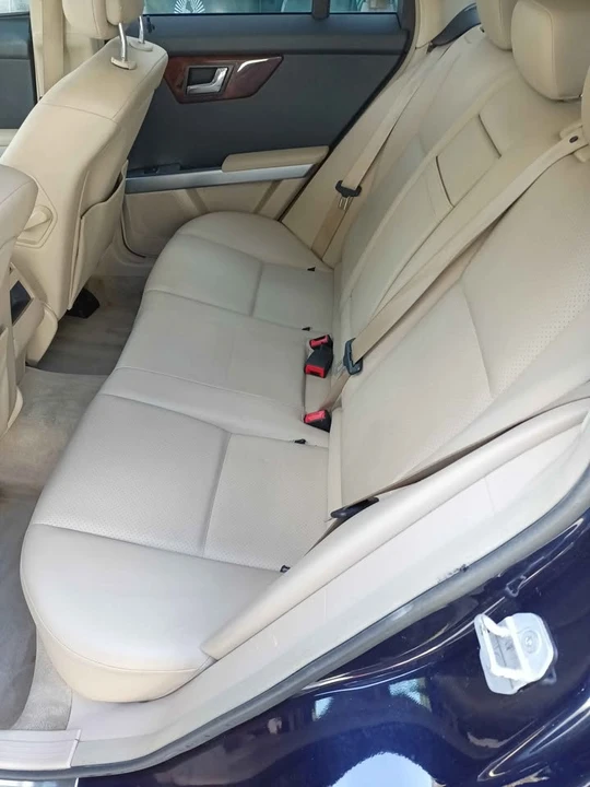 2010 Mercedes-Benz GLK-Class - Image 9 of 11