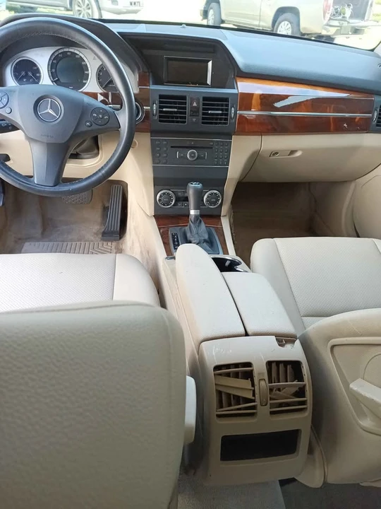 2010 Mercedes-Benz GLK-Class - Image 6 of 11