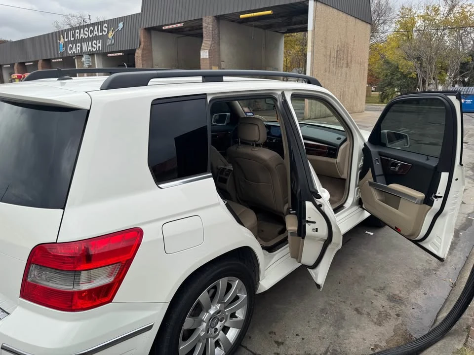 2010 Mercedes-Benz GLK-Class - Image 10 of 19