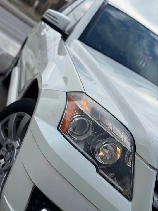 2010 Mercedes-Benz GLK-Class - Image 2 of 19