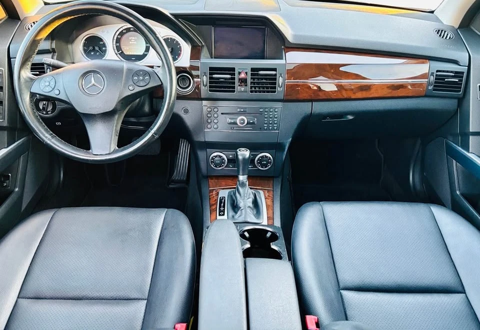 2010 Mercedes-Benz GLK-Class - Image 7 of 10