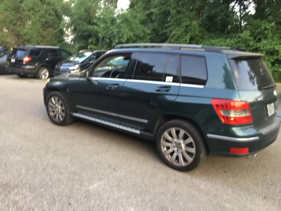 2010 Mercedes-Benz GLK-Class - Image 5 of 10