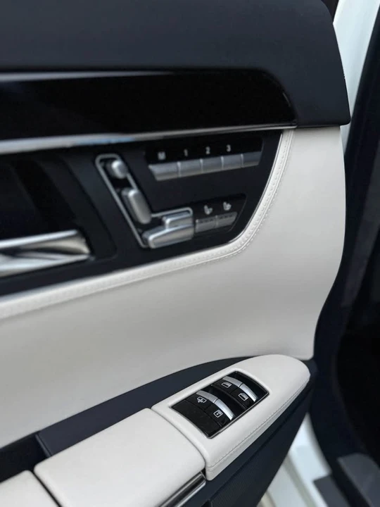 2010 Mercedes-Benz W221 S-Class - Image 14 of 20