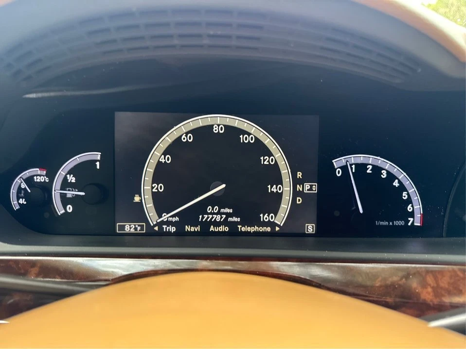 2010 Mercedes-Benz W221 S-Class - Image 16 of 20