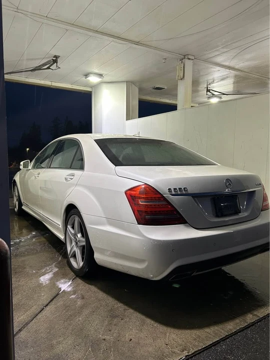 2010 Mercedes-Benz W221 S-Class - Image 3 of 10