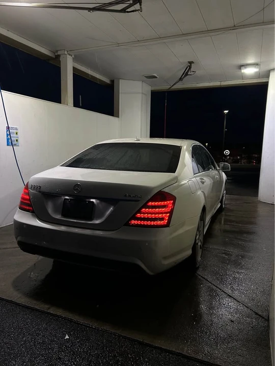 2010 Mercedes-Benz W221 S-Class - Image 9 of 10