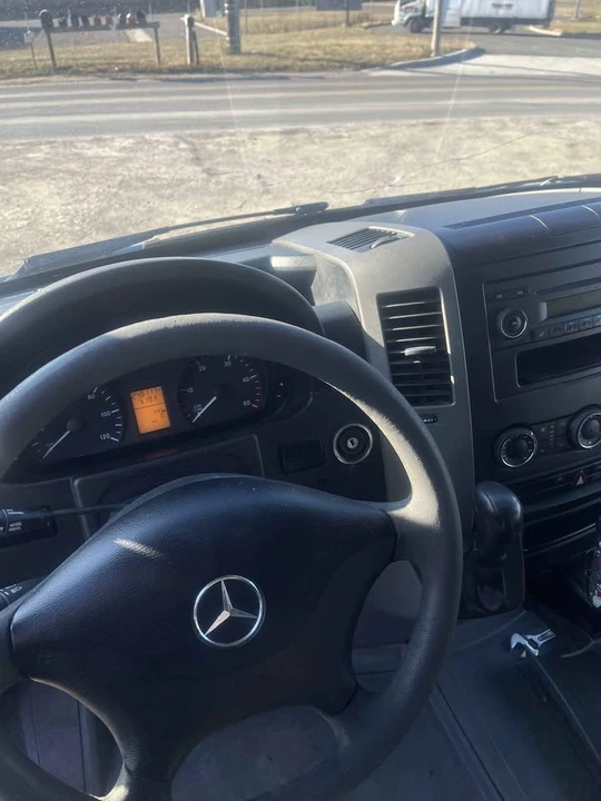 2010 Mercedes-Benz NCV3 Sprinter - Image 2 of 10