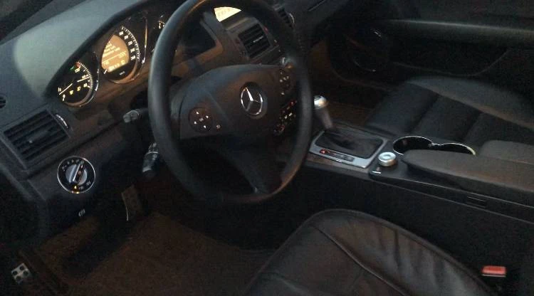 2010 Mercedes-Benz W204 C-Class - Image 4 of 6