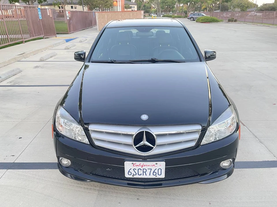 2010 Mercedes-Benz W204 C-Class - Image 8 of 15