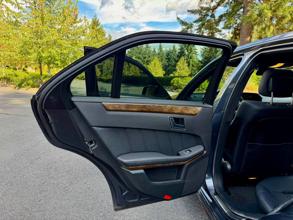 2010 Mercedes-Benz W212 E-Class - Image 14 of 23