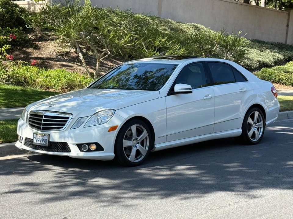 2010 Mercedes-Benz W212 E-Class - Image 5 of 16