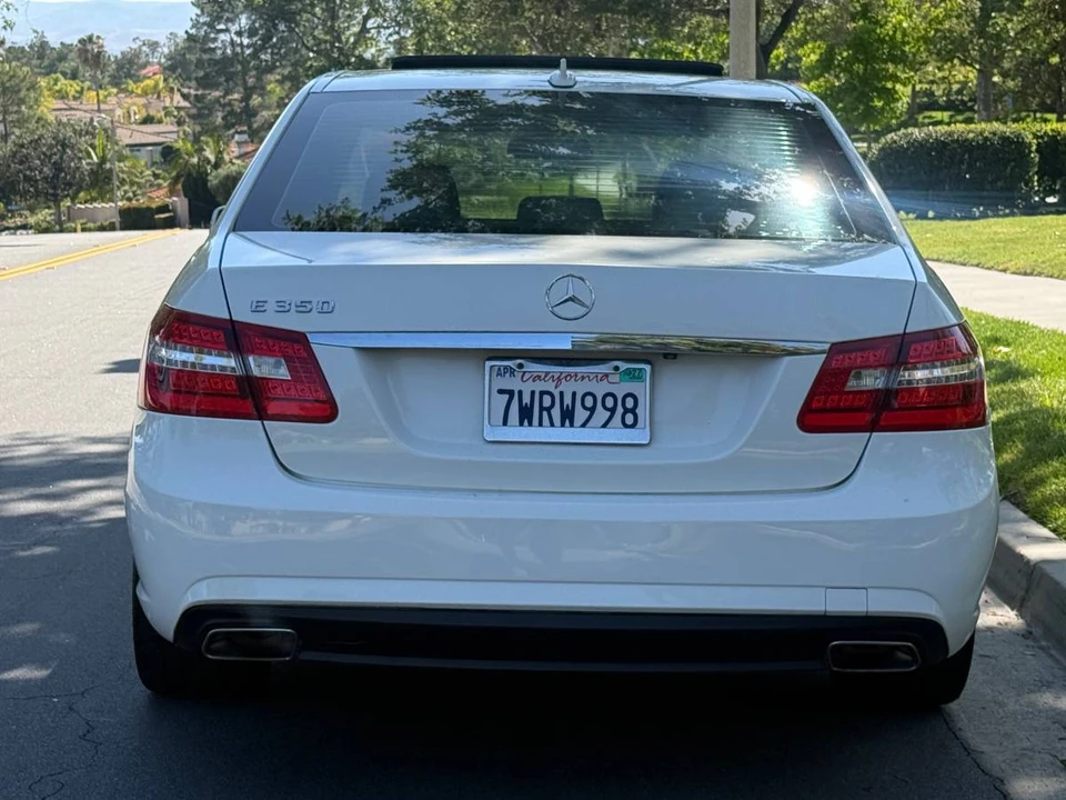 2010 Mercedes-Benz W212 E-Class - Image 10 of 16