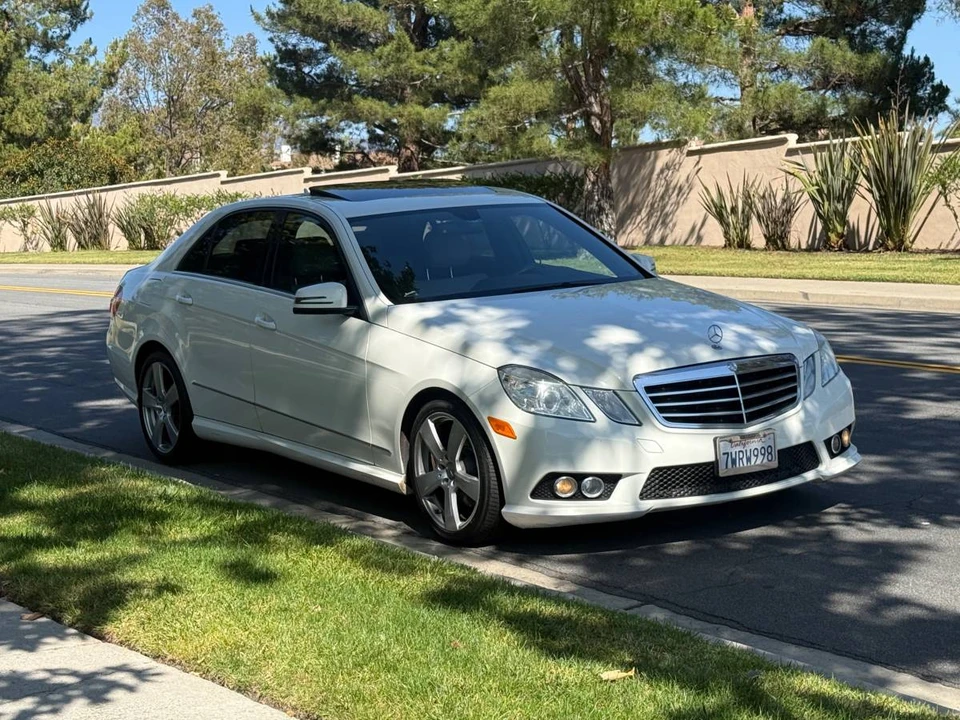 2010 Mercedes-Benz W212 E-Class - Image 8 of 16