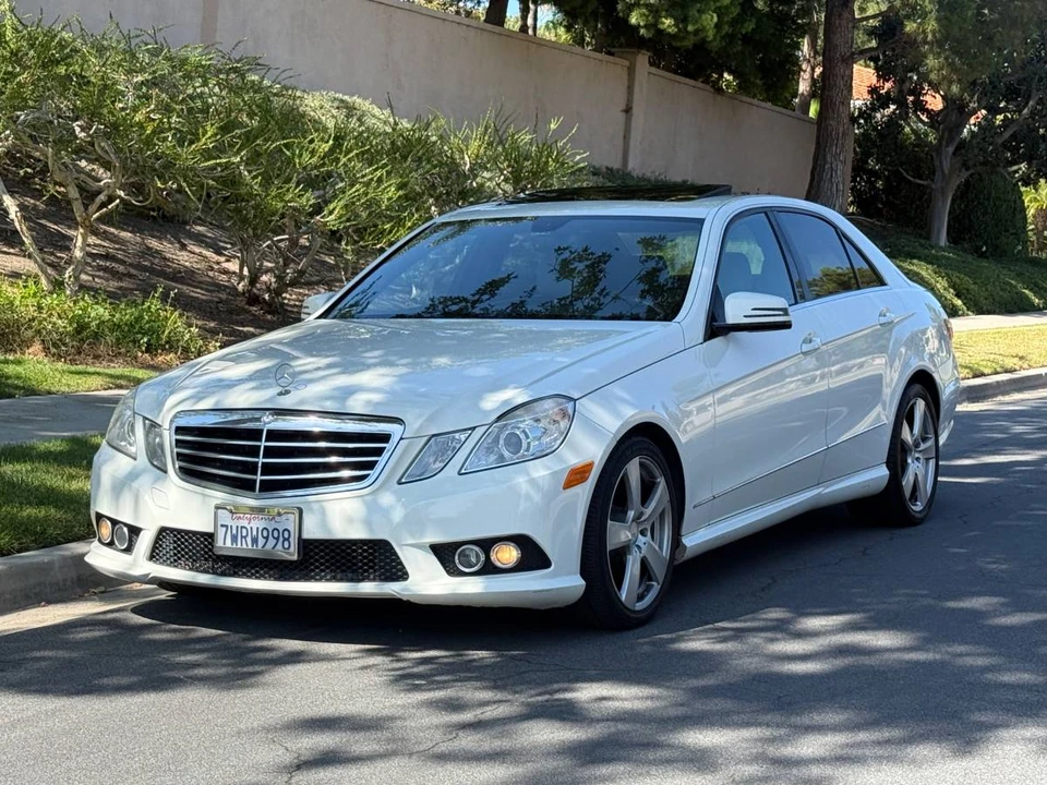 2010 Mercedes-Benz W212 E-Class - Image 4 of 16