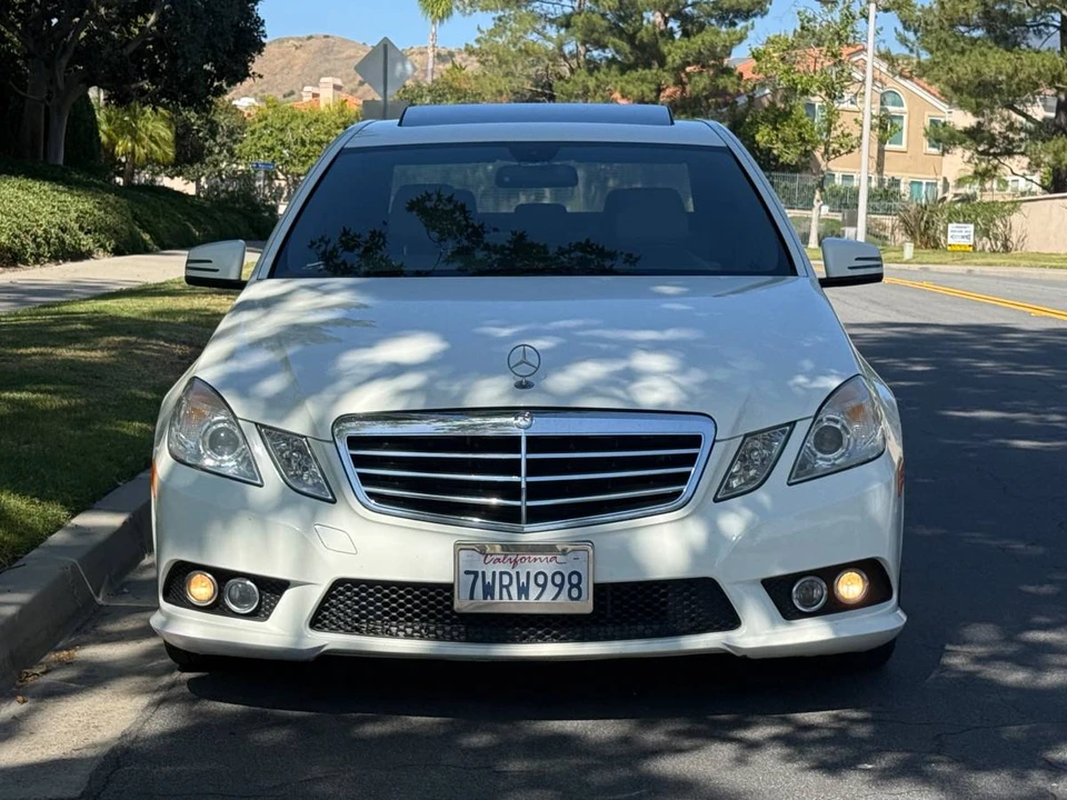 2010 Mercedes-Benz W212 E-Class - Image 9 of 16