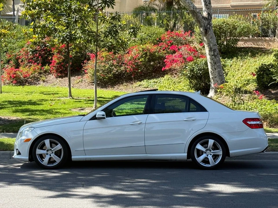 2010 Mercedes-Benz W212 E-Class - Image 3 of 16