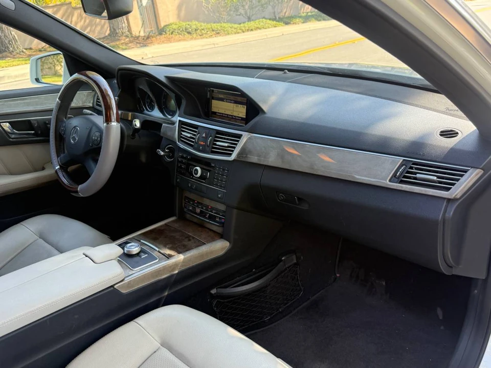 2010 Mercedes-Benz W212 E-Class - Image 14 of 16
