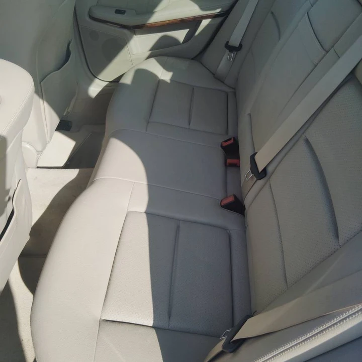 2010 Mercedes-Benz W212 E-Class - Image 10 of 12