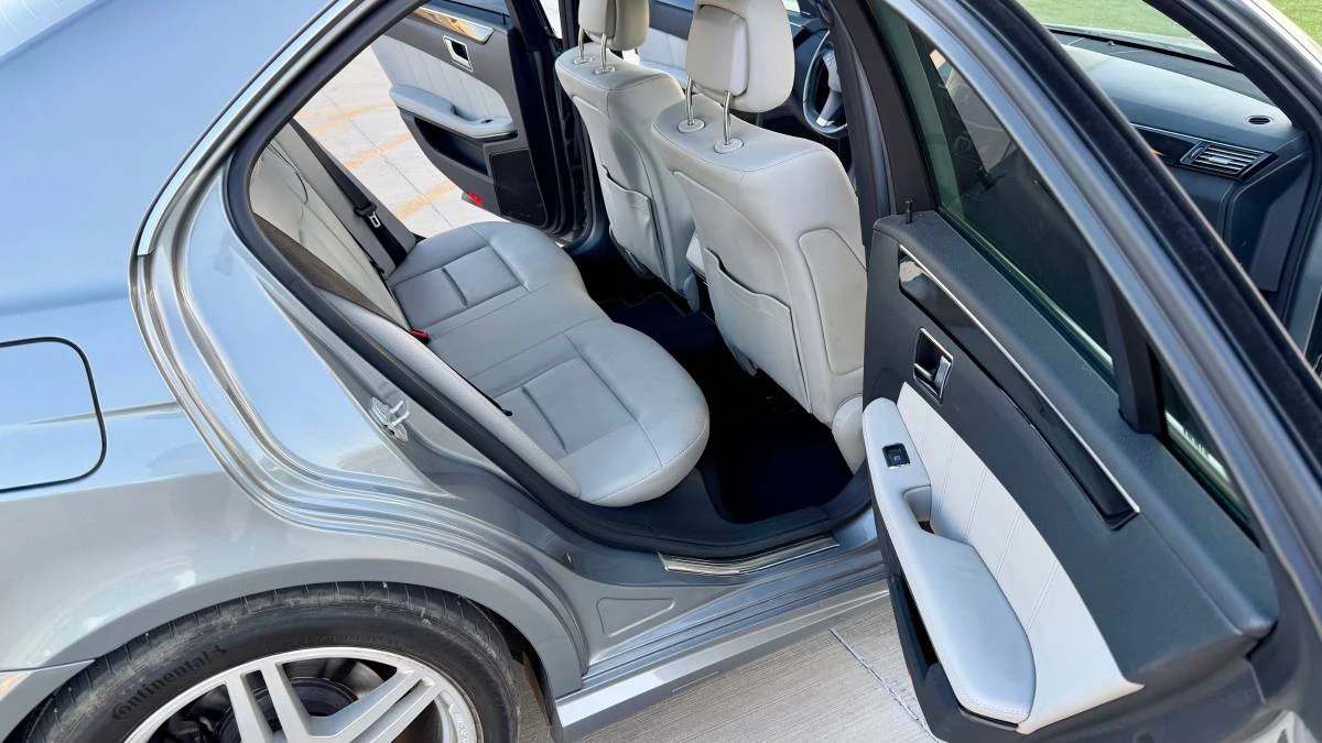 2010 Mercedes-Benz W212 E-Class - Image 17 of 24