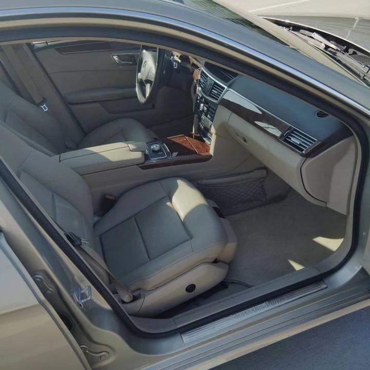 2010 Mercedes-Benz W212 E-Class - Image 8 of 12