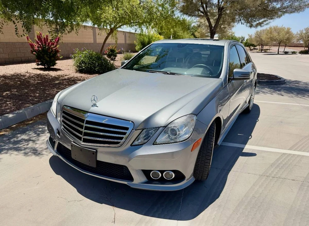 2010 Mercedes-Benz W212 E-Class - Image 3 of 24