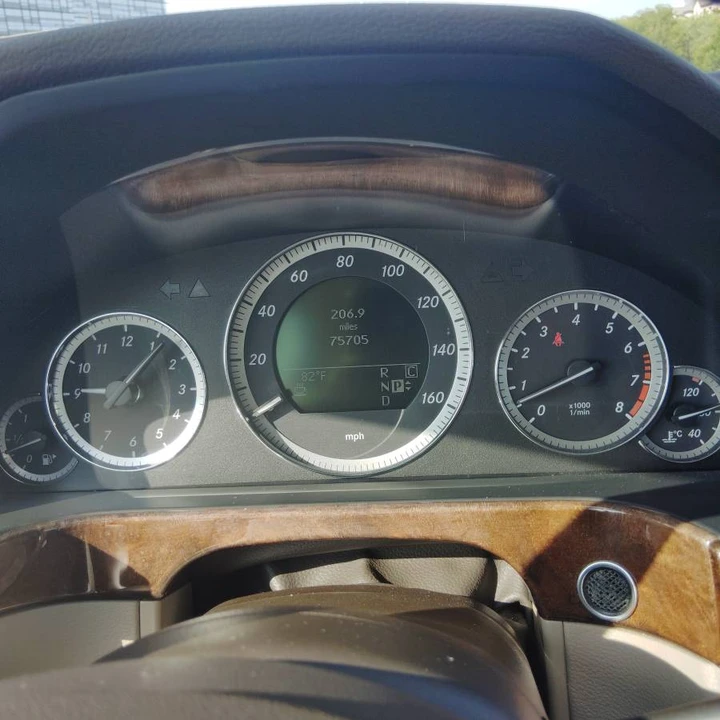 2010 Mercedes-Benz W212 E-Class - Image 12 of 12